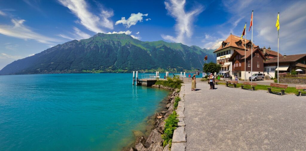 lake brienz in switzerland